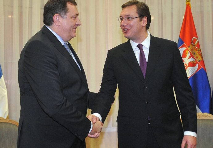 Poziv građanima da se okupe i pozdrave predsjednike Srbije i Srpske
