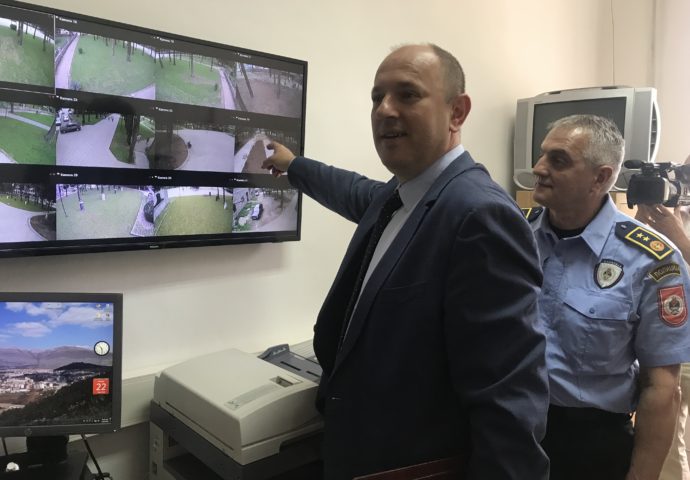 Prvi u Srpskoj – U svrhu bolje bezbjednosti Trebinje od danas pod video nadzorom