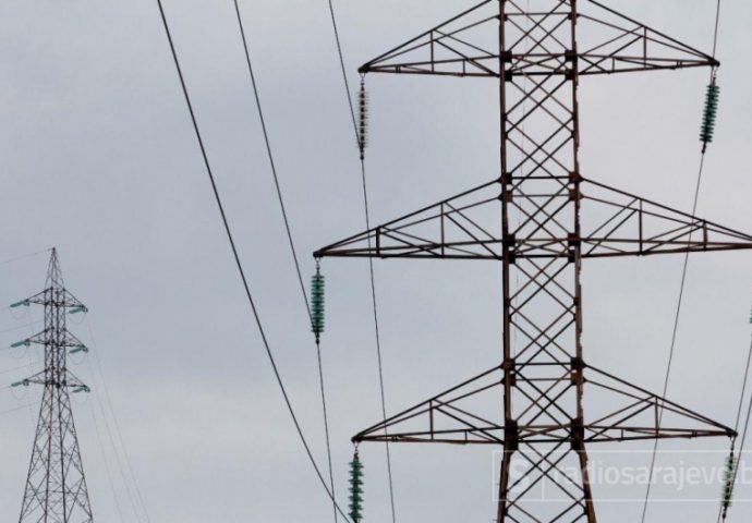 Zbog loše hidrologije, remonta i manje proizvodnje HET-a Elektroprivreda uvozi struju