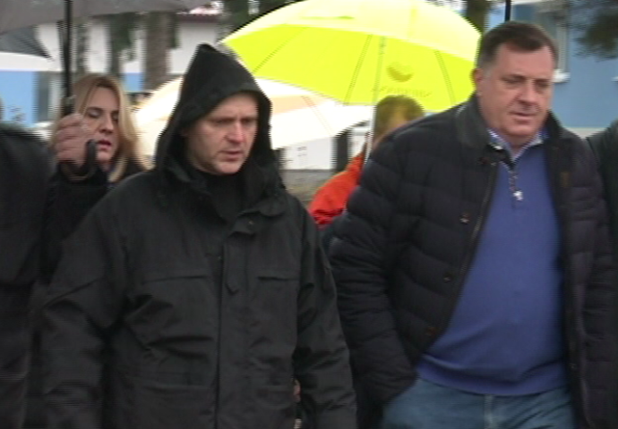 VIDEO: Dodik – sramota je da ruljak bude ambasador, PDP- šta fali Vučureviću?