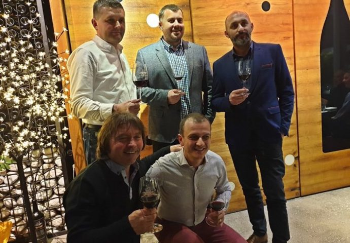 Pretpremijera “Grand tastinga” u vinskoj galeriji “Vukoje”