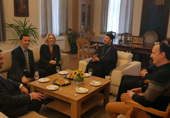 Cvijanović se sastala sa vladikom Dimitrijem