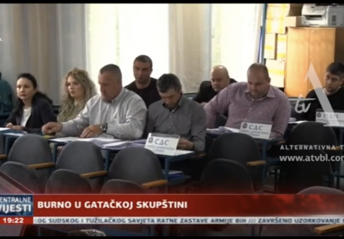 VIDEO: Burna rasprava u gatačkoj skupštini