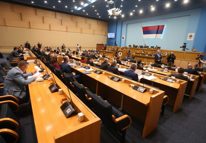 Još jedan poslanik u NSRS odbacio stranački dres
