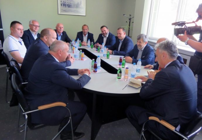 Đokić u Nevesinju: Vjetroelektrana “Grebak” na mreži do 2021. godine