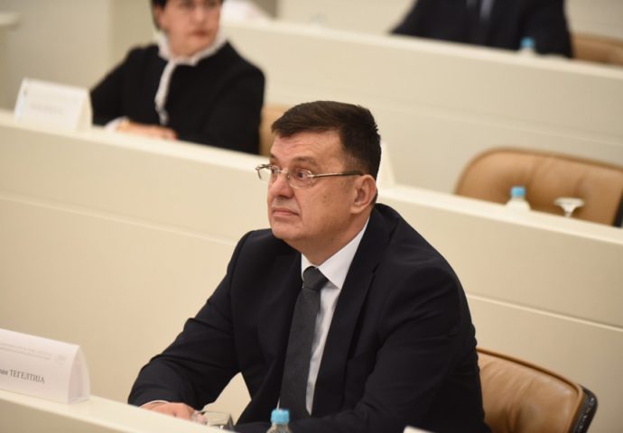 Prve doze do kraja januara- Tegletija otkrio ko će prvi primiti vakcine