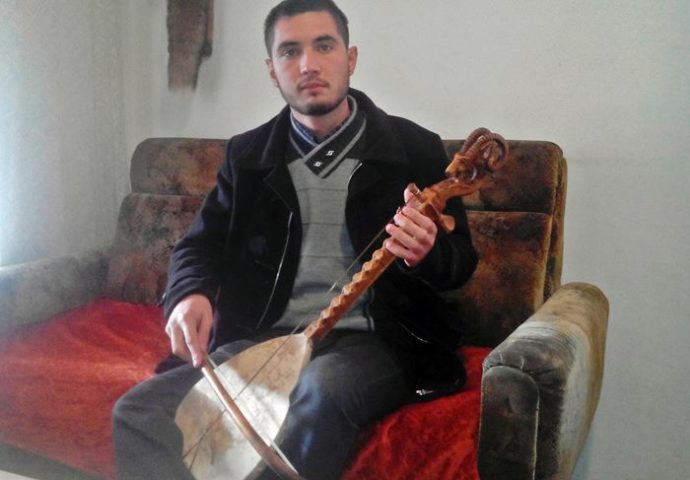 Pjesnik iz Trebinja se stihovima obratio Milu Đukanoviću