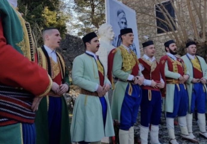 Đe ćeš to, Milovane?! Đe moram! Priča koja je uzburkala društvene mreže u Crnoj Gori