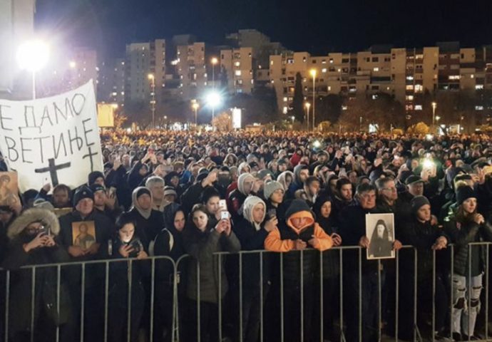 Podgorica: Mitropolit donio blagoslov sa Svete Gore (FOTO/VIDEO)