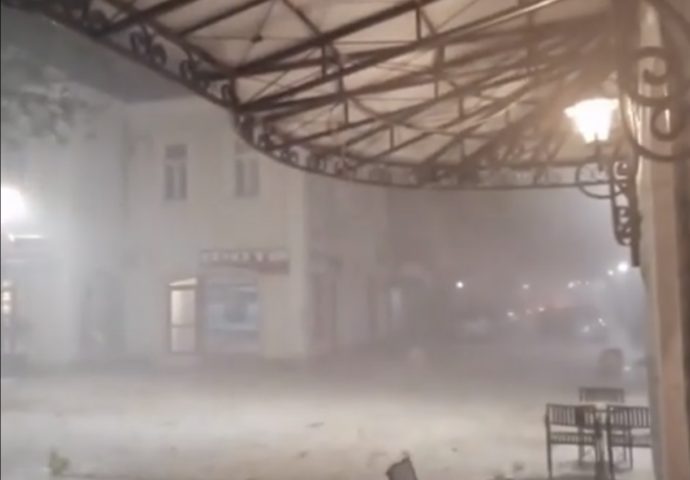 VIDEO: Nevrijeme zahvatilo Trebinje
