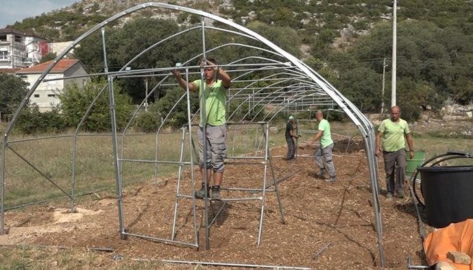 Plastenici za trebinjske porodice iz ruralnih područja