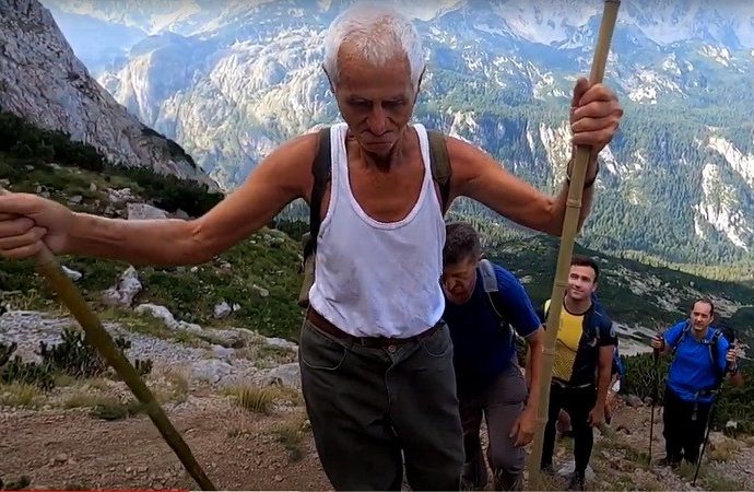 Vojin Mišeljić u 86. godini po treći put osvojio vrh Maglića