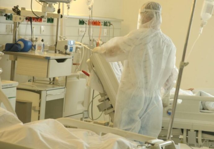 Preminuo učenik koji je bio zaražen korona virusom