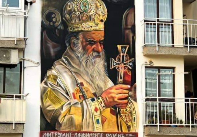 Trebinjac oslikao mural Amfilohiju u Herceg Novom