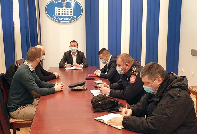 LAKETA o paljenju automobila u Trebinju