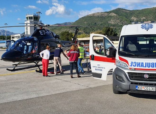 Trudnica iz Trebinja helikopterom prebačena na UKC Banjaluka