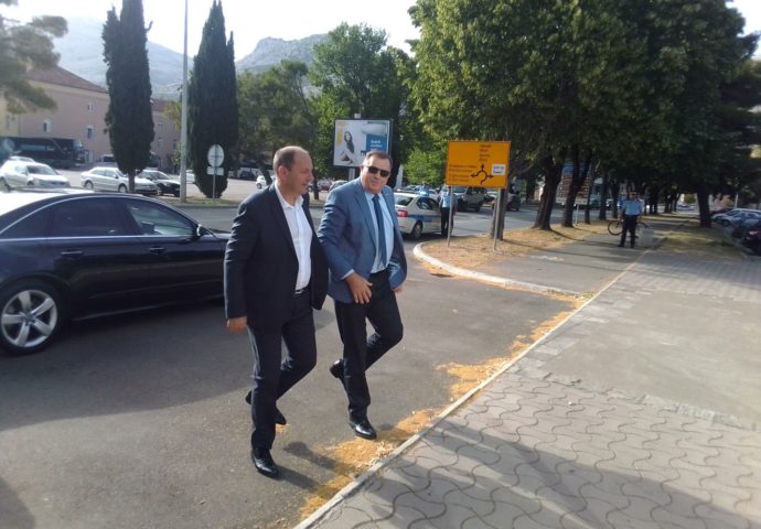 Dodik na sastanku sa Upravom Elektroprivrede Srpske