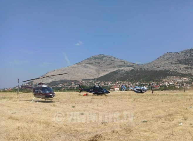 Stigli helikopteri iz Srbije – Požarišta obilaze Vulin i Ćurić