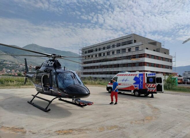 Uspješan helikopterski transport: Trudnica iz Trebinja prevezena u Banjaluku