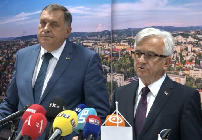 Zategnuta situacija: Demos se žali na SNSD, sve liči na slučaj DNS