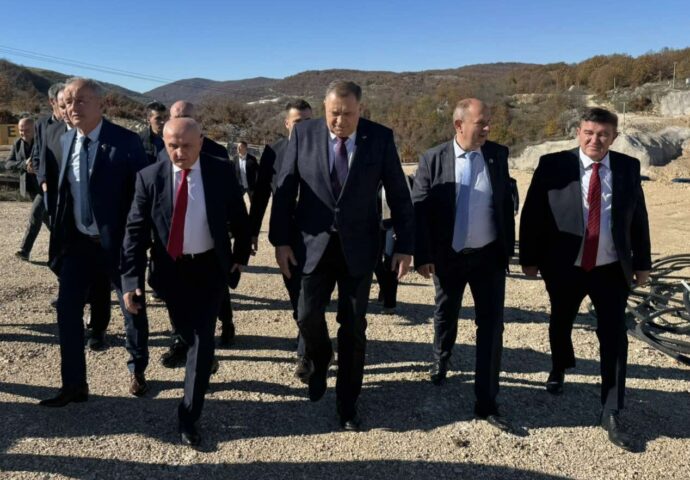 Dodik nakon obilaska tunela HE „Dabar“: Energija stub razvoja