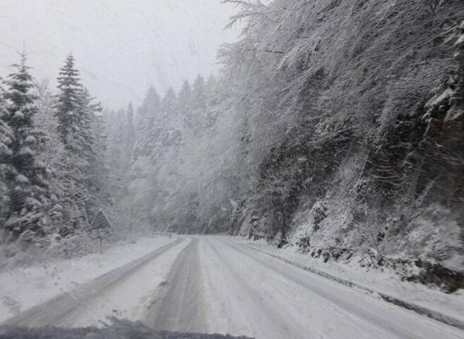 Potpuna obustava saobraćaja na magistralnom putu Sarajevo-Foča