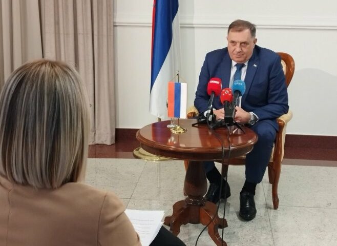 Dodik: Povećanje plata budžetskim korisnicima od aprila