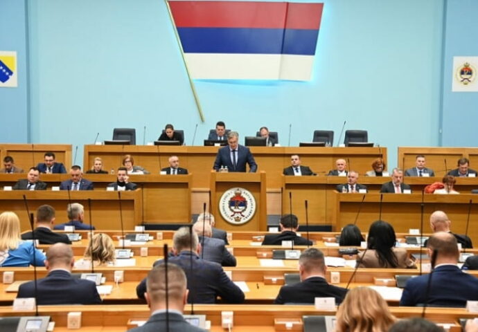 „Koalicija za državu“ uzima mandat od Ujedinjene Srpske, Ramić ulazi u Narodnu skupštinu Srpske